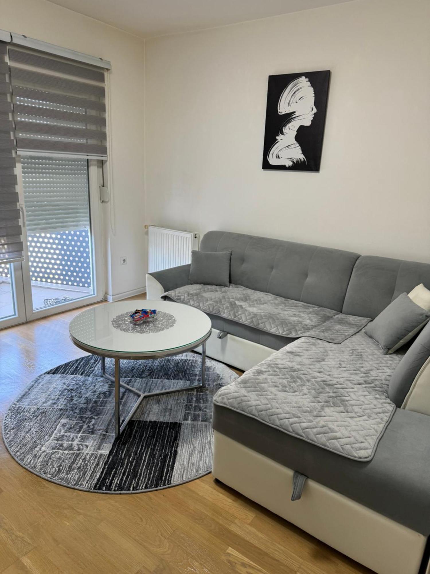 Apartamento Amina Tuzla Exterior foto
