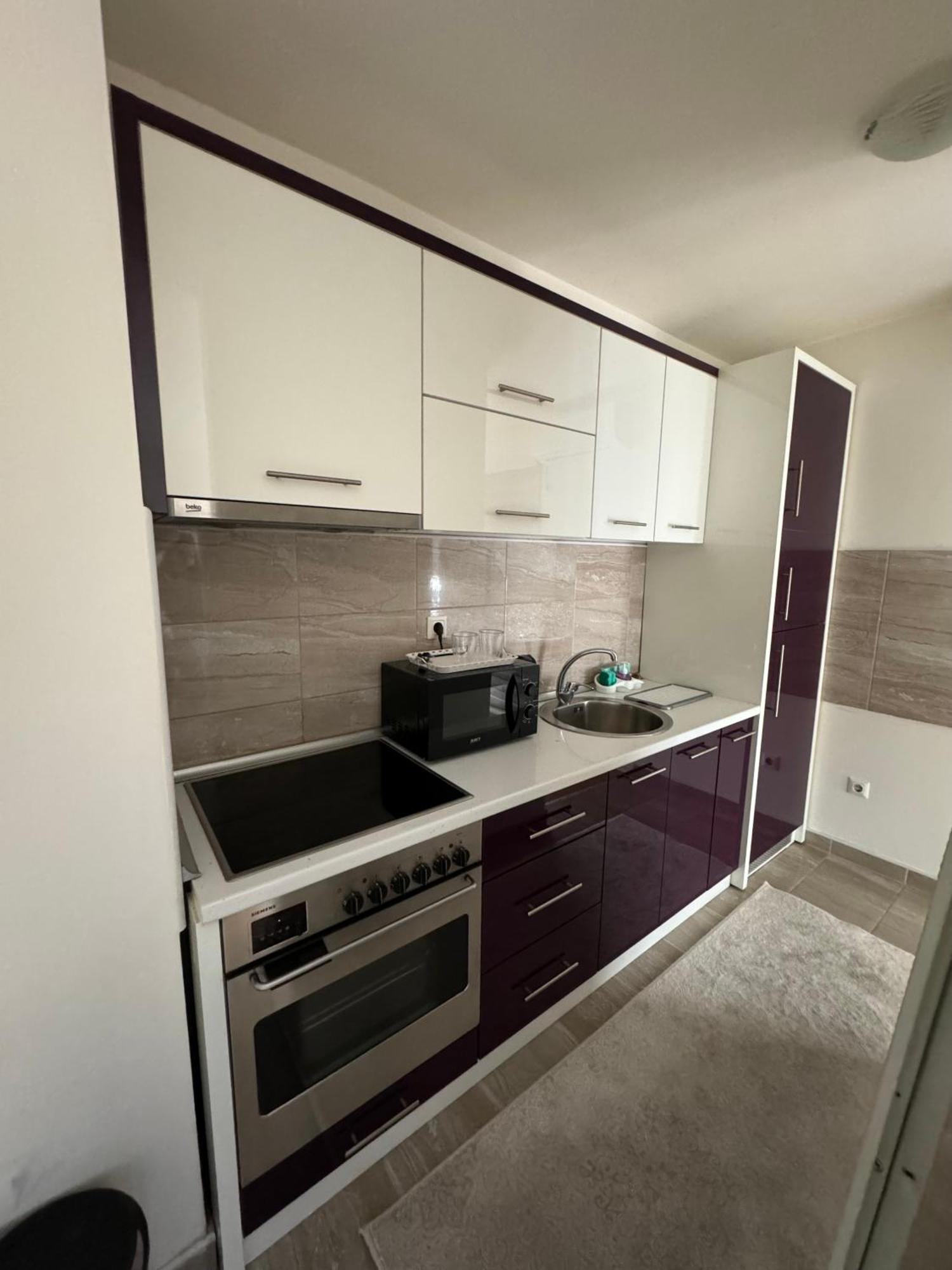Apartamento Amina Tuzla Exterior foto